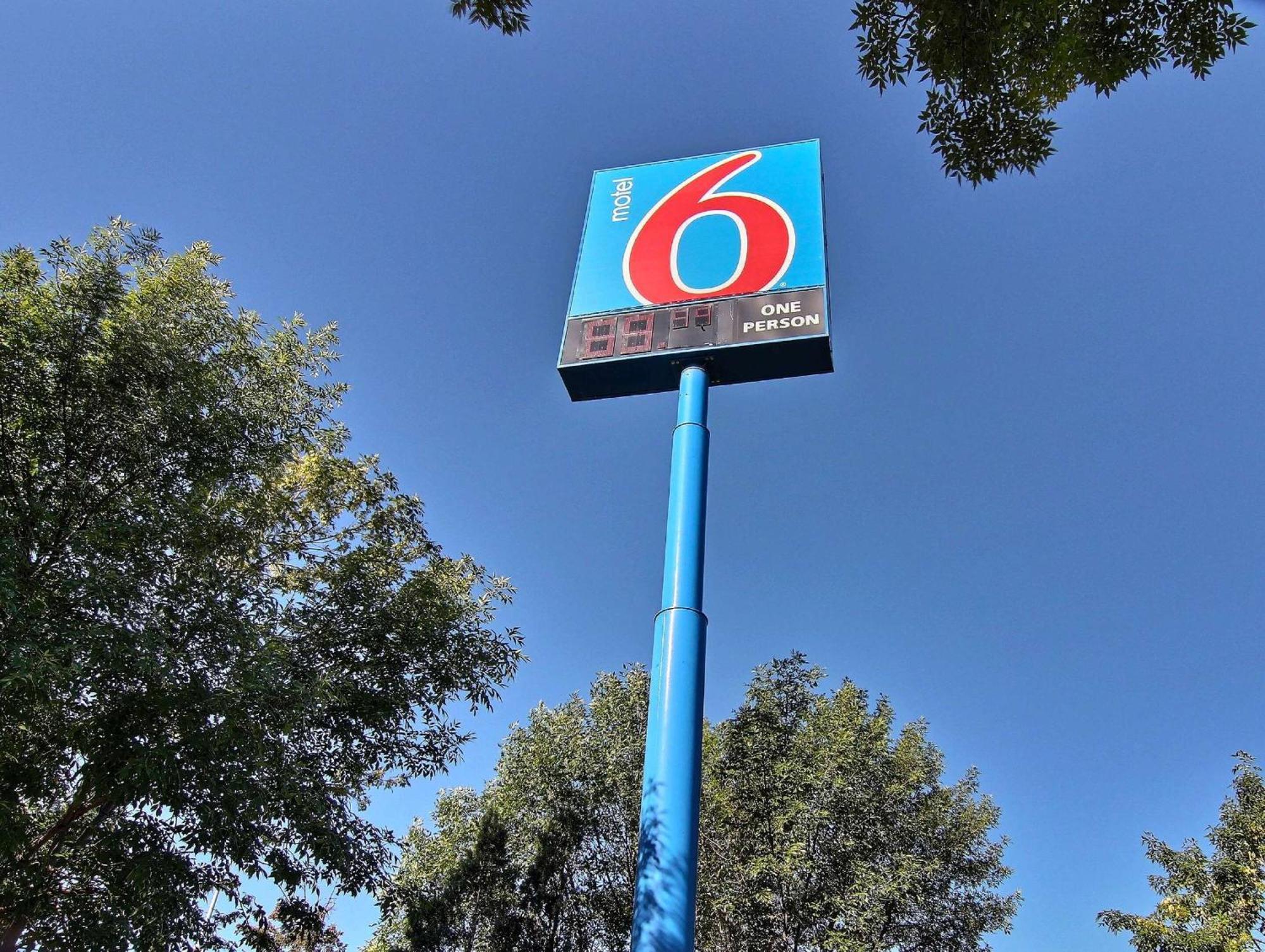 Motel 6-Bismarck, Nd Kültér fotó
