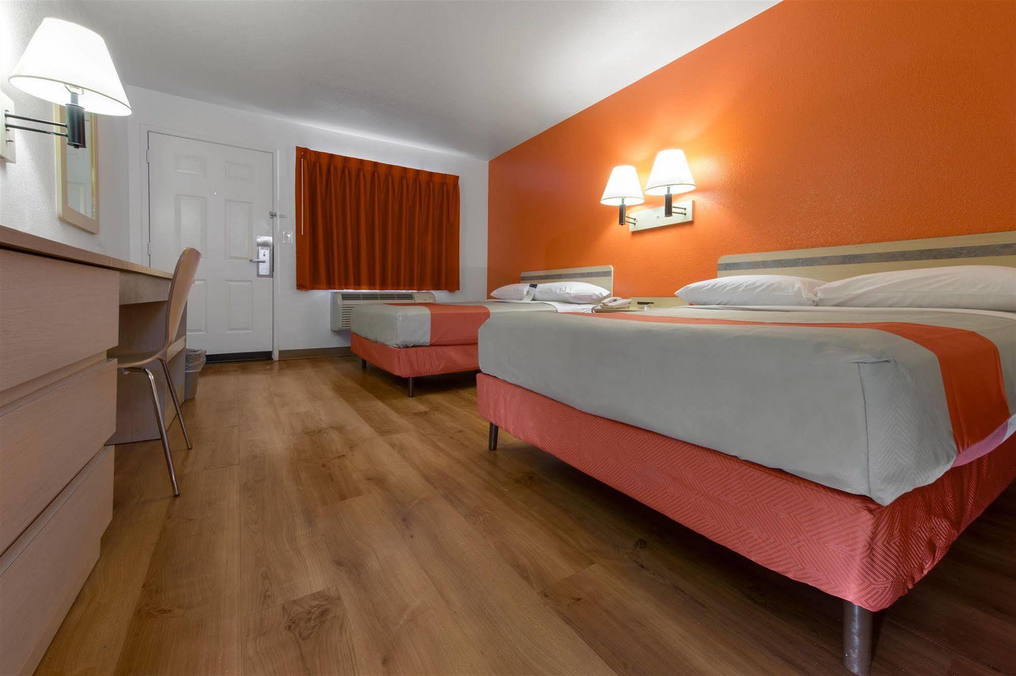 Motel 6-Bismarck, Nd Kültér fotó