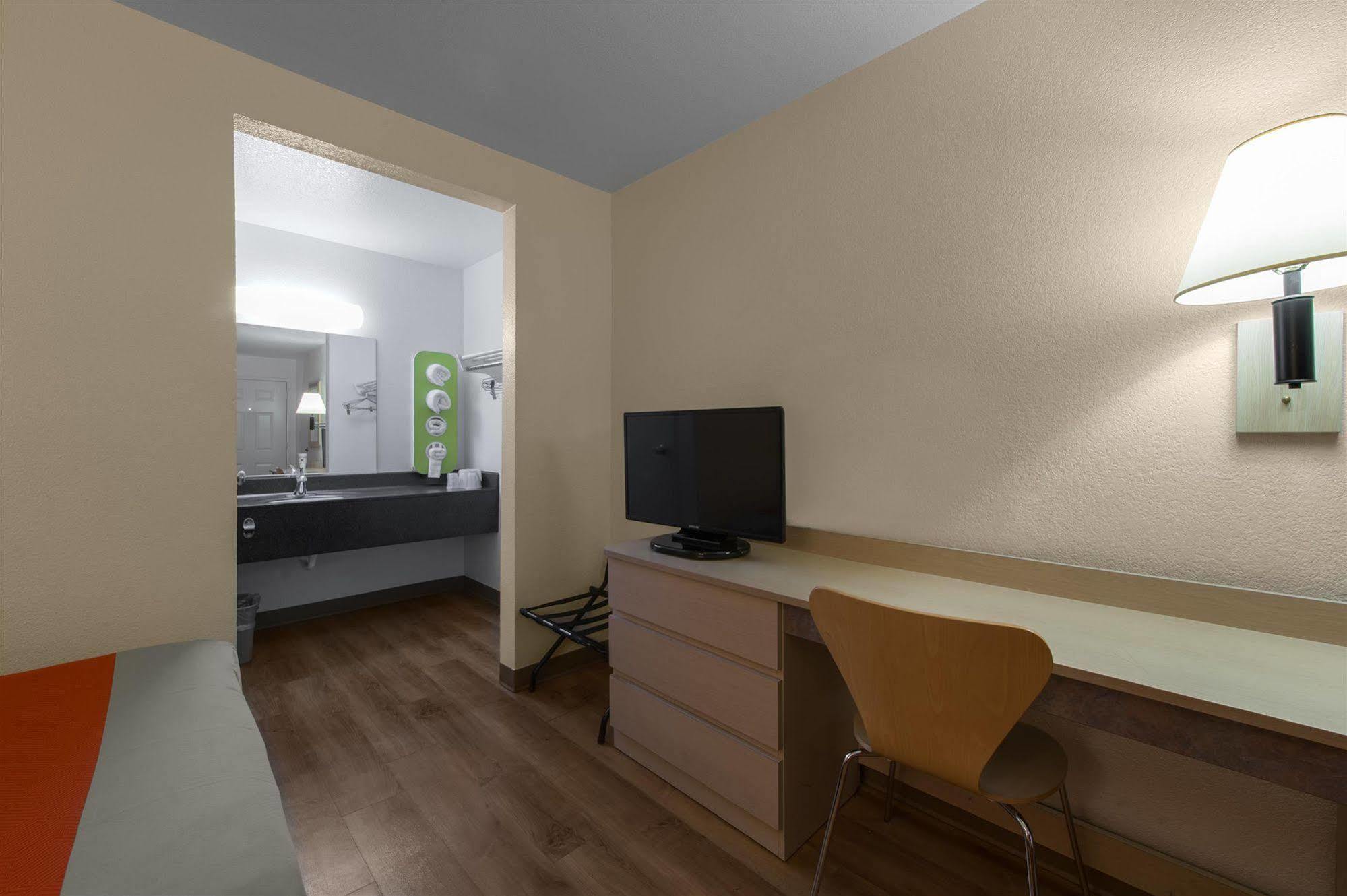 Motel 6-Bismarck, Nd Kültér fotó